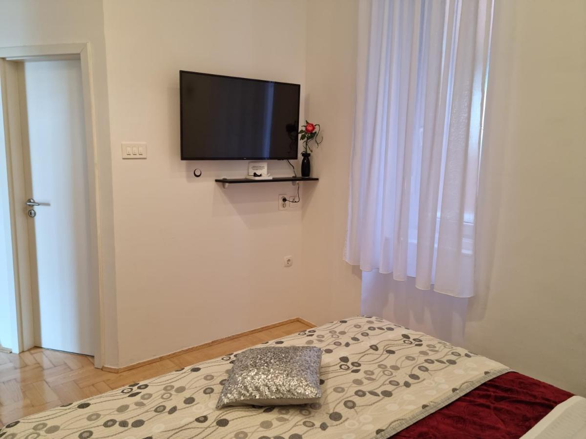 Rooms Tisa Old Town ซาดาร์ ภายนอก รูปภาพ