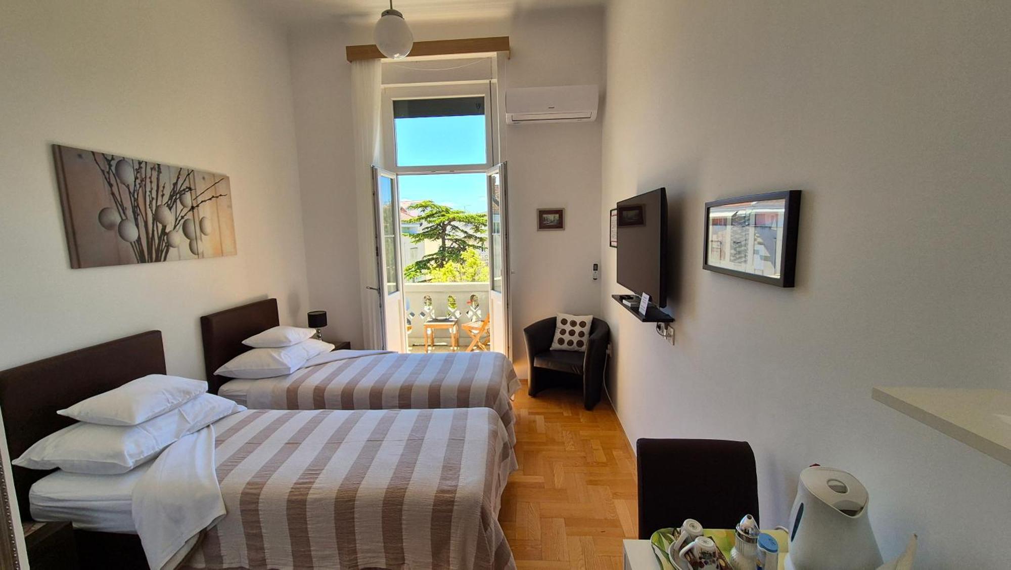 Rooms Tisa Old Town ซาดาร์ ภายนอก รูปภาพ