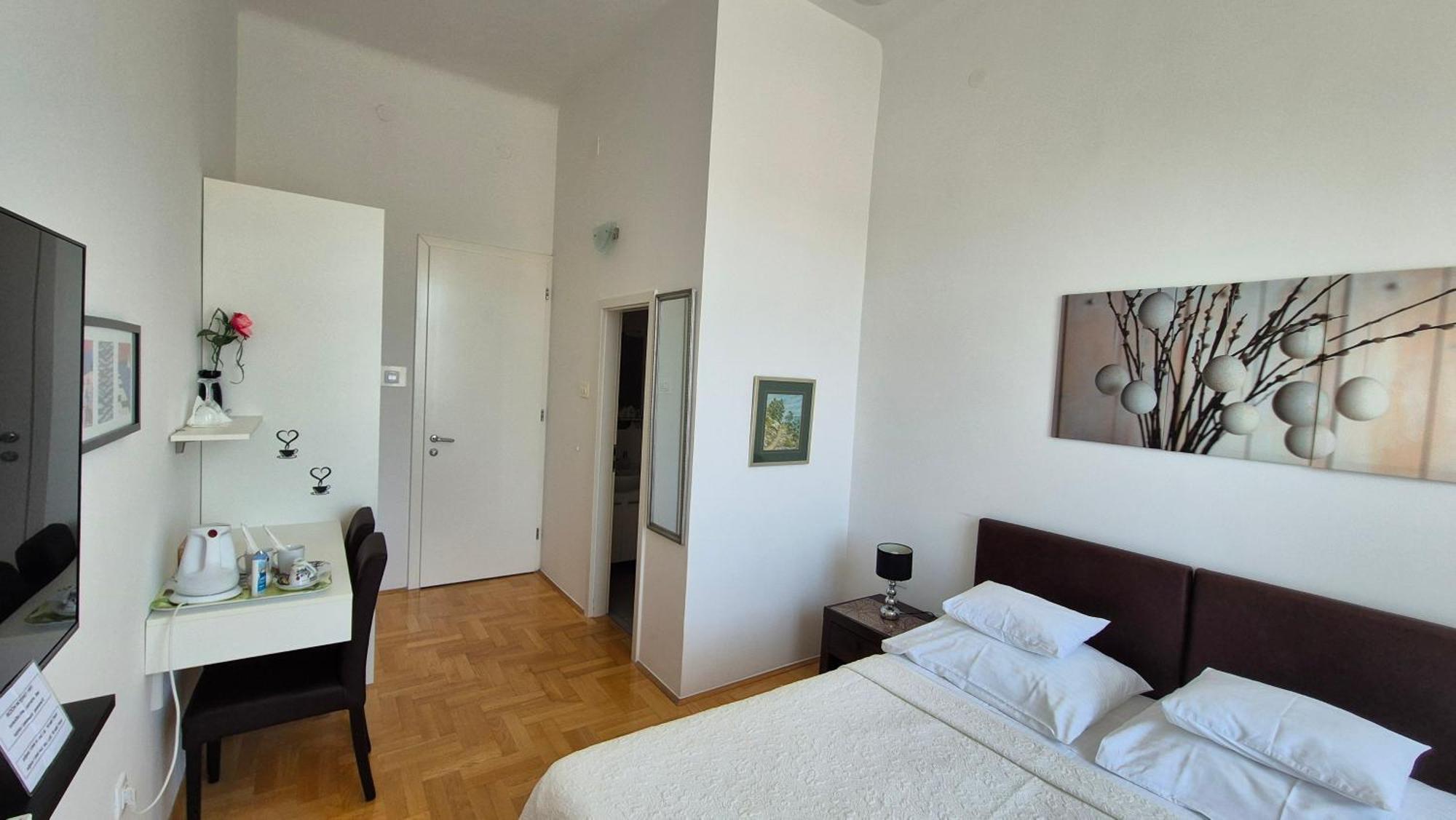 Rooms Tisa Old Town ซาดาร์ ภายนอก รูปภาพ