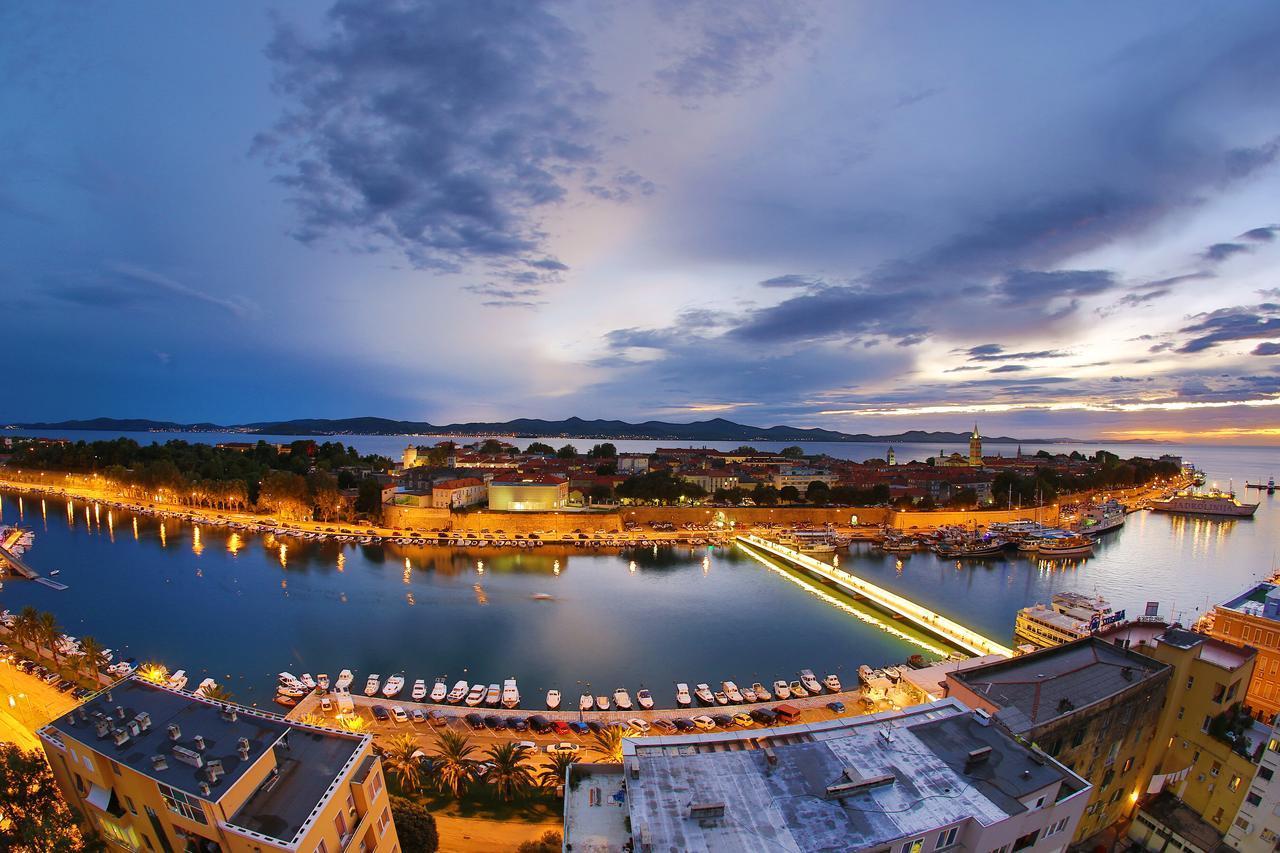 Rooms Tisa Old Town ซาดาร์ ภายนอก รูปภาพ
